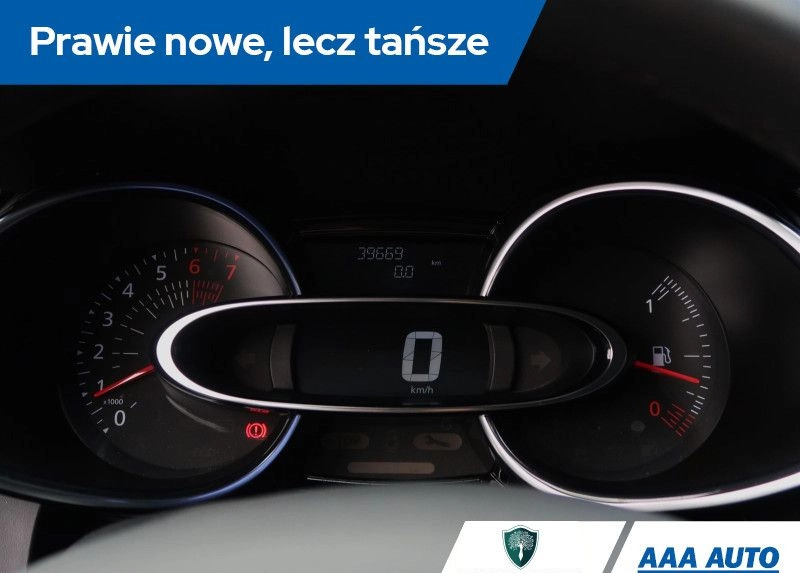 Renault Clio cena 45000 przebieg: 39667, rok produkcji 2017 z Łęczna małe 301